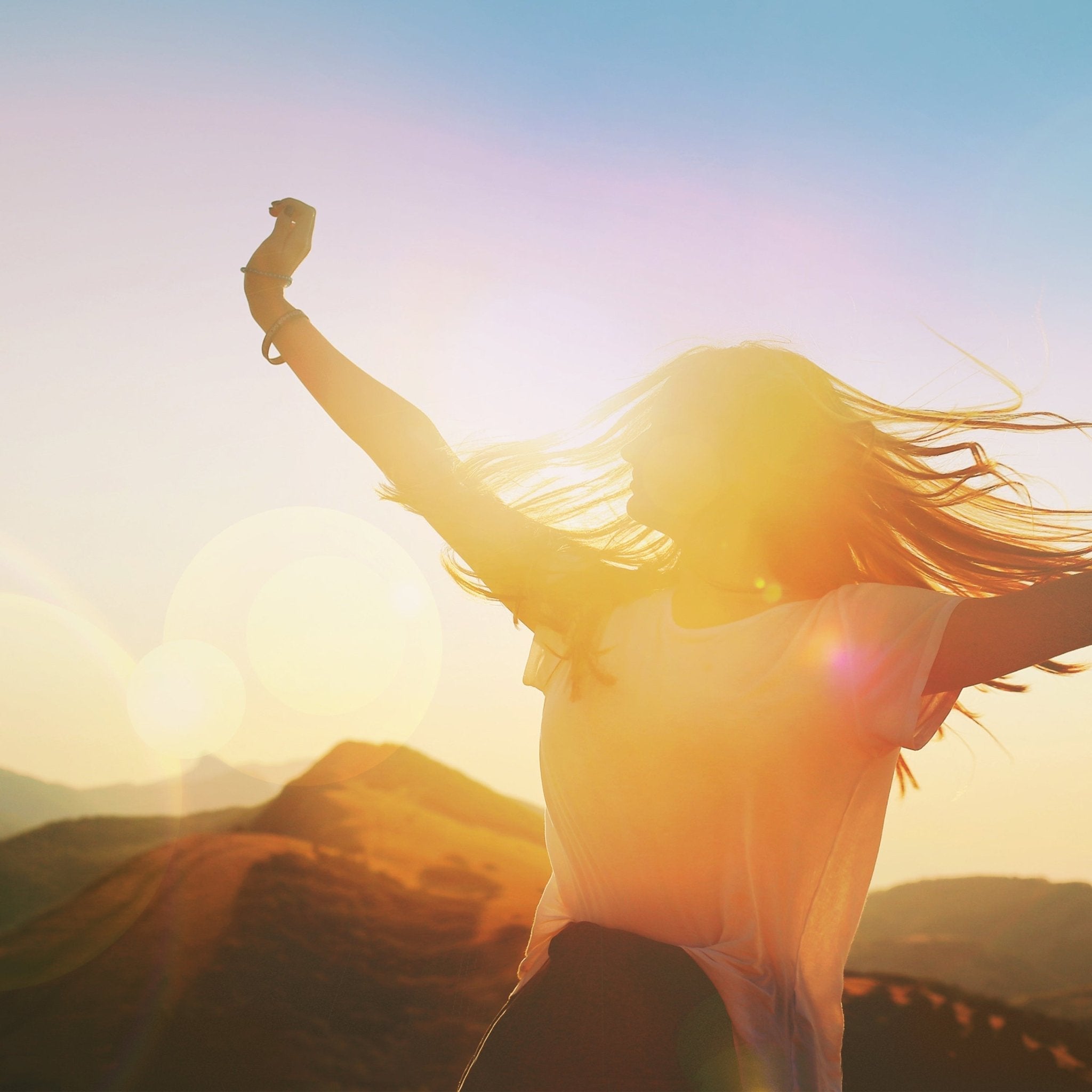 5 Benefits of Being Outdoors - Levoit