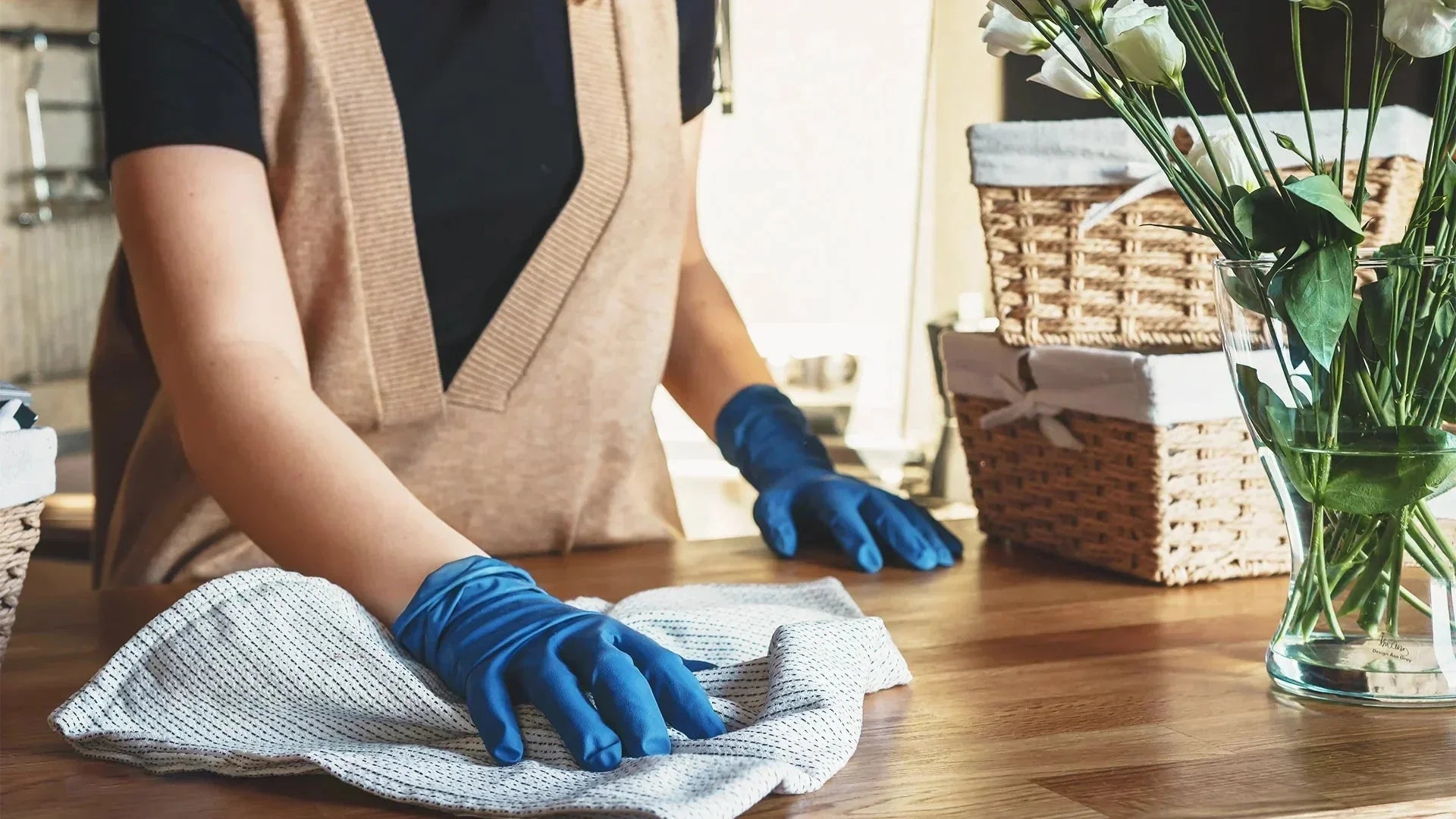 Easy Ways to Keep Dust Out of Your Home - Levoit