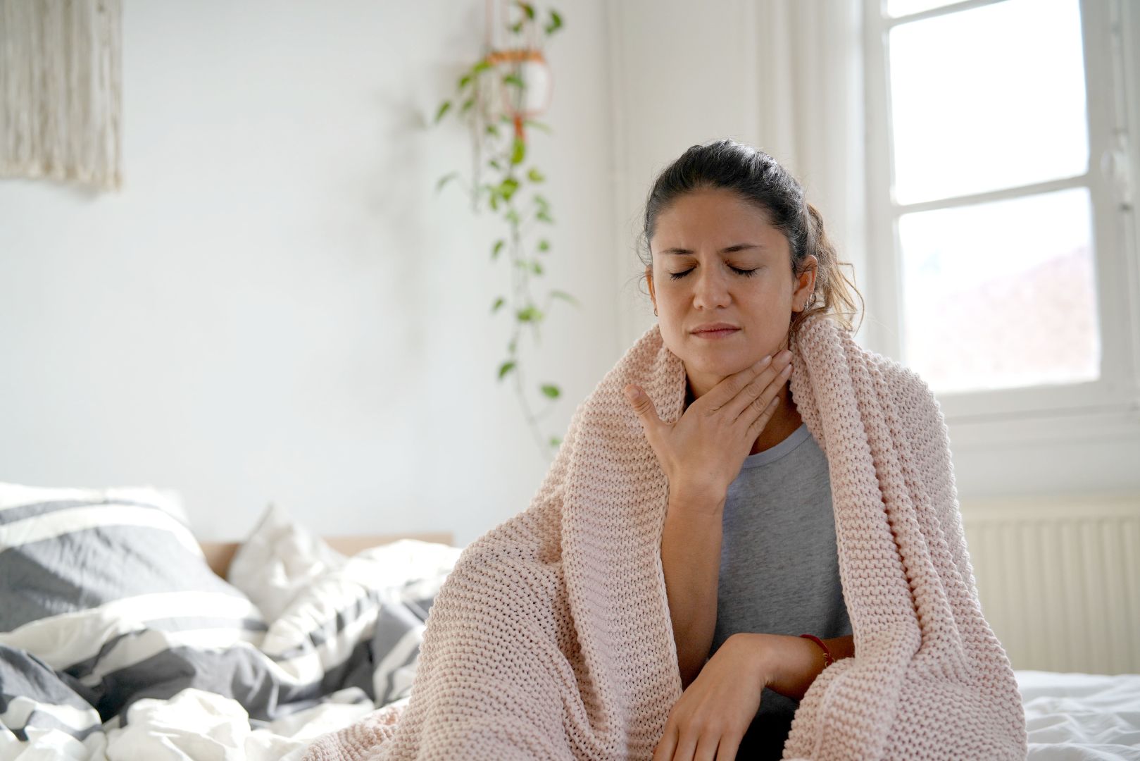 Dry Throat? Humidity's Role in Relief - Levoit