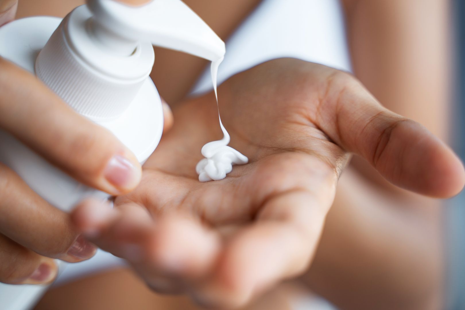 Solving the Mystery of Dry Skin - Levoit